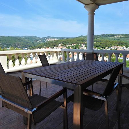 Apartments Villa Barbara Сумартин Екстериор снимка