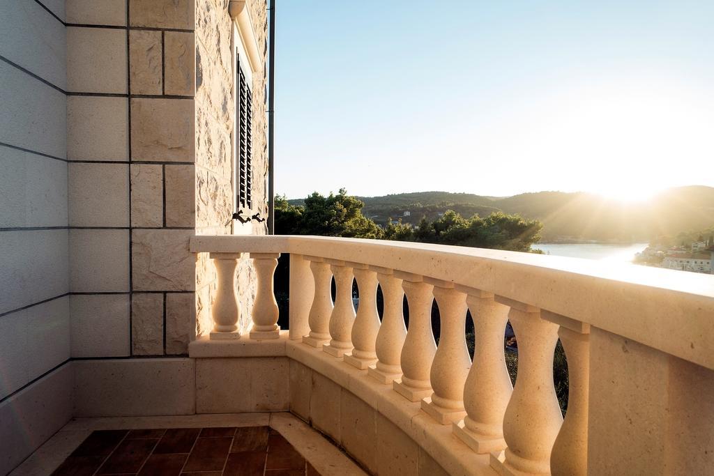 Apartments Villa Barbara Сумартин Екстериор снимка